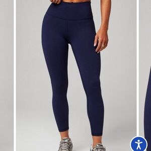 Fabletics Define Powerhold High Waisted 7/8 Leggings XS